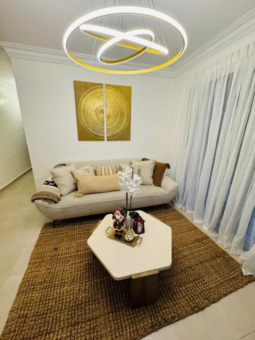 Luxurious and comfortable 1 level