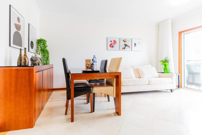 Ivory Breeze by Elysian