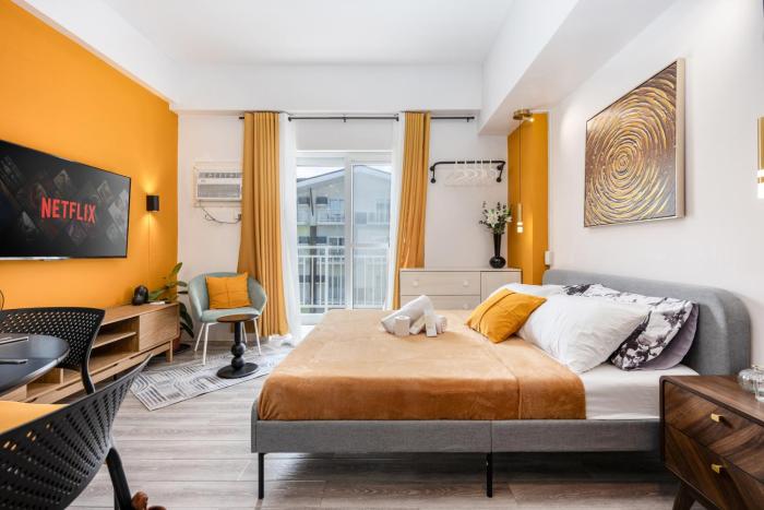 Stylish Condo Near Airport- Poolview Amani Grand