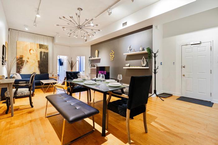 Suite La Madame - Designer Downtown Nest