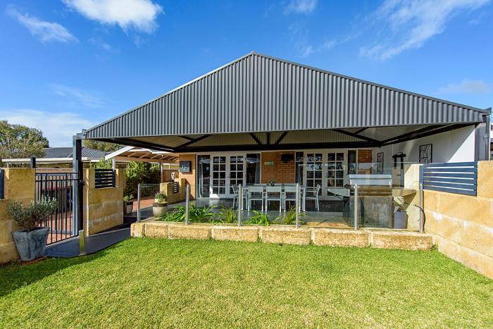 Sea Renity On Earnshaw 3BR Beachside Bliss