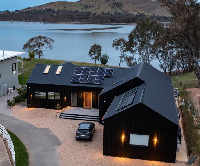 The Barn Bonnie Doon