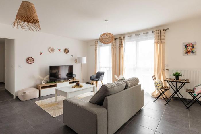 Charming Apartment 2BR 4P - Near to Lyon