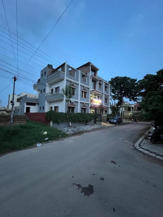 OYO 6933 Satyam Home Stay