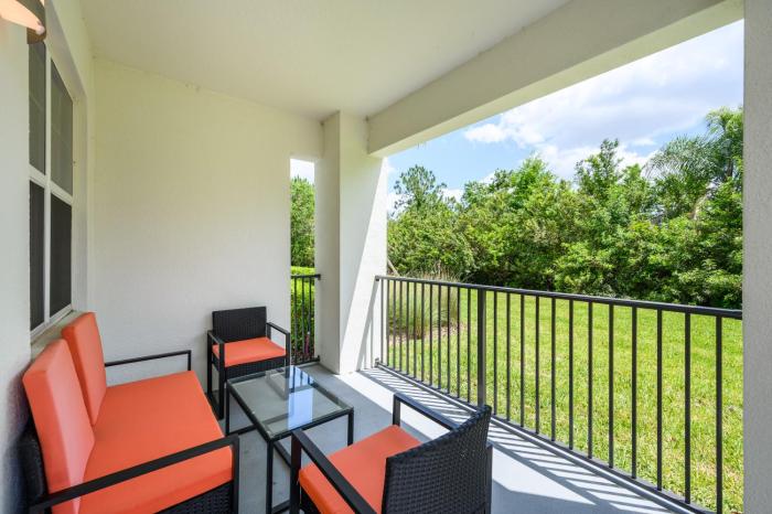 Brand New Modern Vista Cay Reserve Condo - 5003
