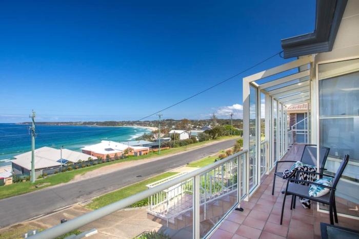 Magnificent Outlook - with ocean views & rumpus room