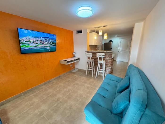 B1-8 - Apartamento acogedor con excelente ubicacion dentro de las murallas de Cartagena