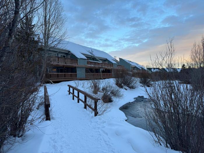 Condo 2BR on Winter Park Ski Bus Route for Christmas