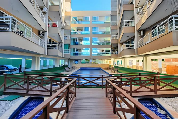 BP02- Toda a Família junta com Piscina por Will Stay