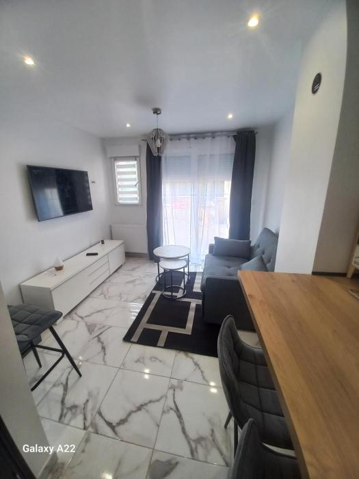 Studio avec terrasse