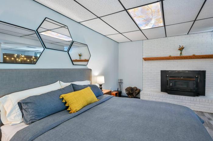 Romantic Garden Studio - 1BR - Indoor Fireplace