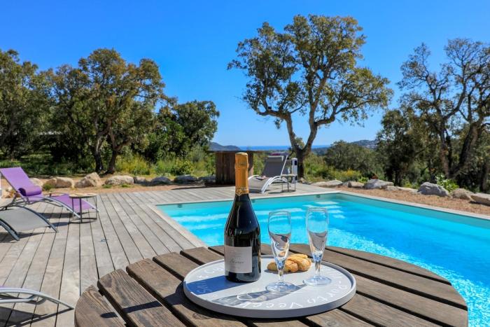 Villa Amacali vue mer piscine chauffée climatisée