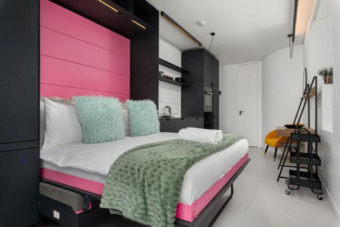 Fresh & Colorful Studio in CPT