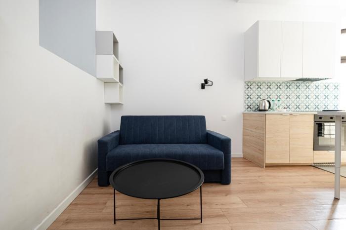 Kilińskiego Comfy Blue Studio by BookingHost