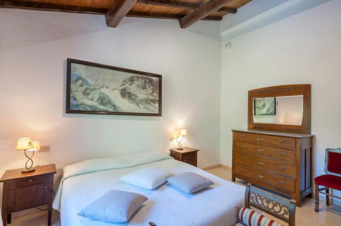 Urbino e Gola del Furlo, Idromassaggio Lux