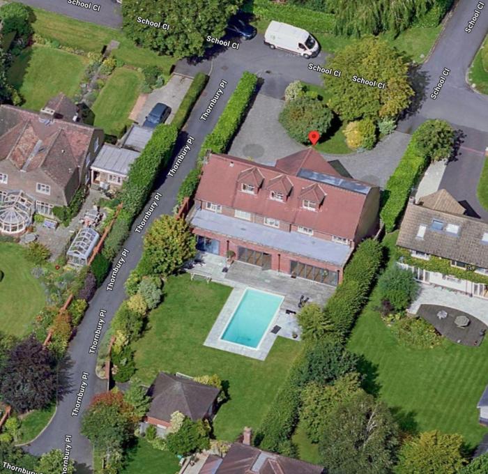 Room in a Luxury House