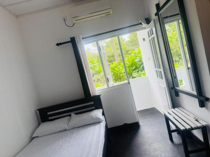 Black & White Elephant Lobby