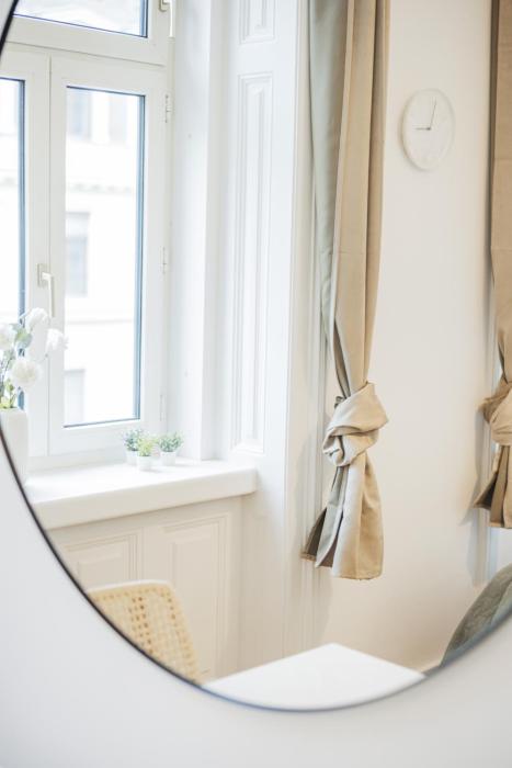 Central Vienna 12th District Apartment