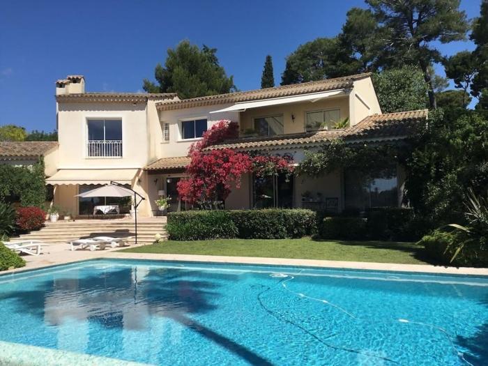 FRGK Villa Claude Juan-les-Pins Luxury Stay with Pool & Ultra-Fast Wi-Fi