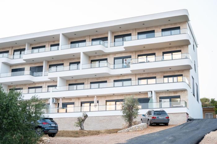 sea and sun luxury apartment