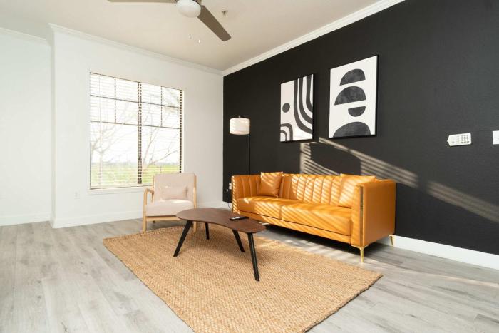 Boulevard Stays 1BR by Stadium Pool Parking Gym 04