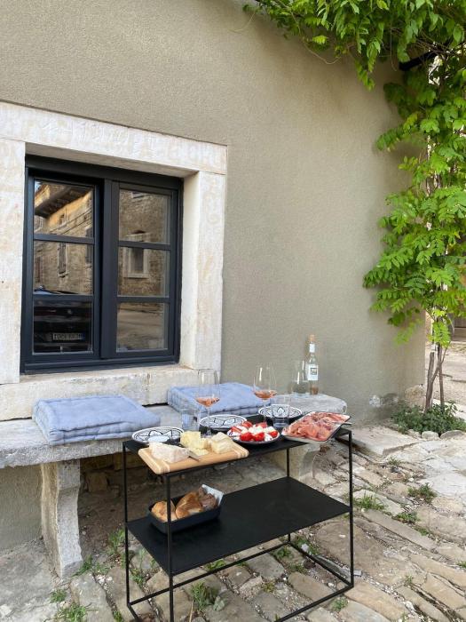 Casa Castagna - Trüffel, Wein und Wanderfreude
