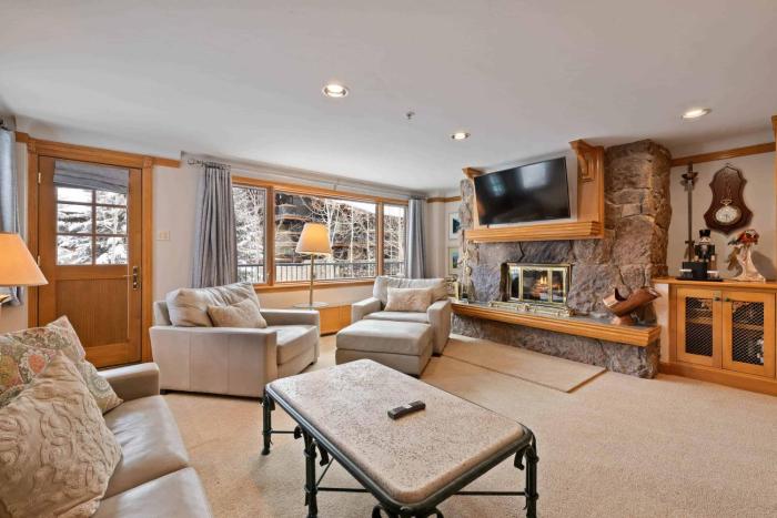 Lodge Tower 387 Three Bedroom Residence