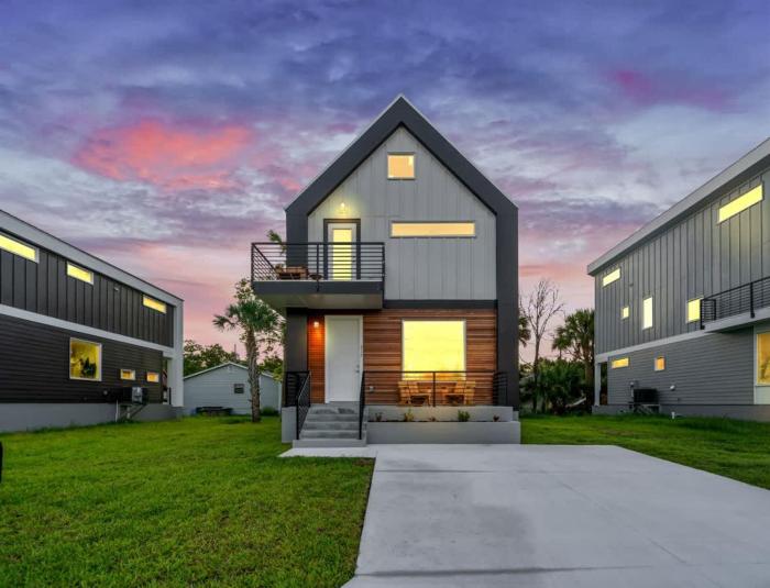 Riverside - Upscale Home near Historic District