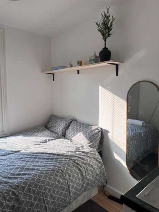 Cosy studio flat in London