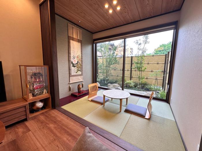 Aoi Garden Takayama 5 minutes walk from Takayama Station Japanese modern style garden view