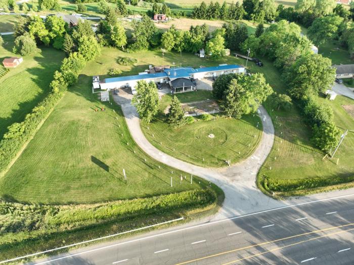 Pleasant Stay Motel