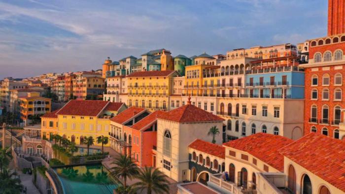 Capella Apartment Fireworks and Ocean View- Hillside Phu Quoc