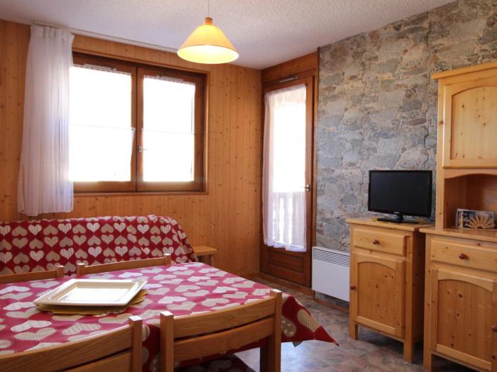 Appartement calme avec balcon et WIFI à Aussois - FR-1-508B-13