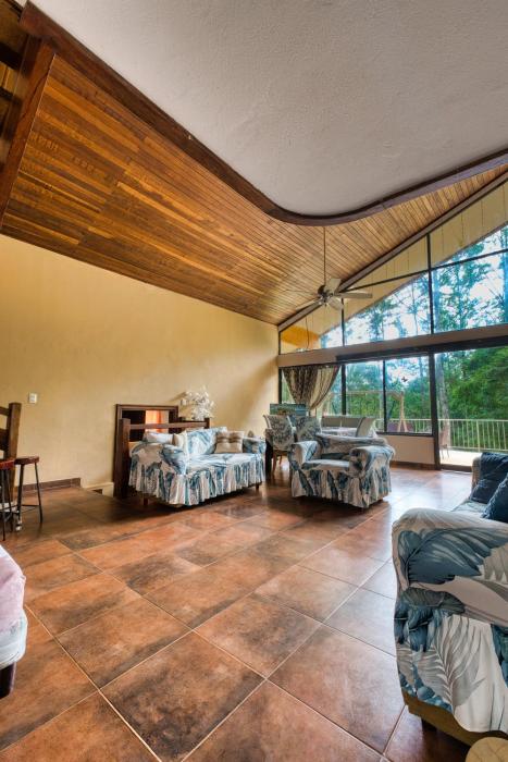 Casa Naranja en Cerro Azul