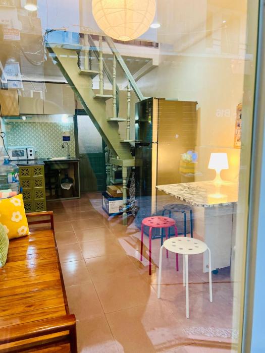 UrbanHi Ben Thanh MRT Stay