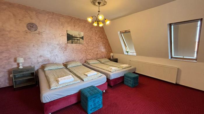 Pannónia Rooms and Apartments