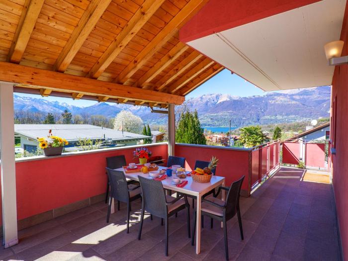 Rose Rossa Roselina Terrassen Ferienwohnung OG