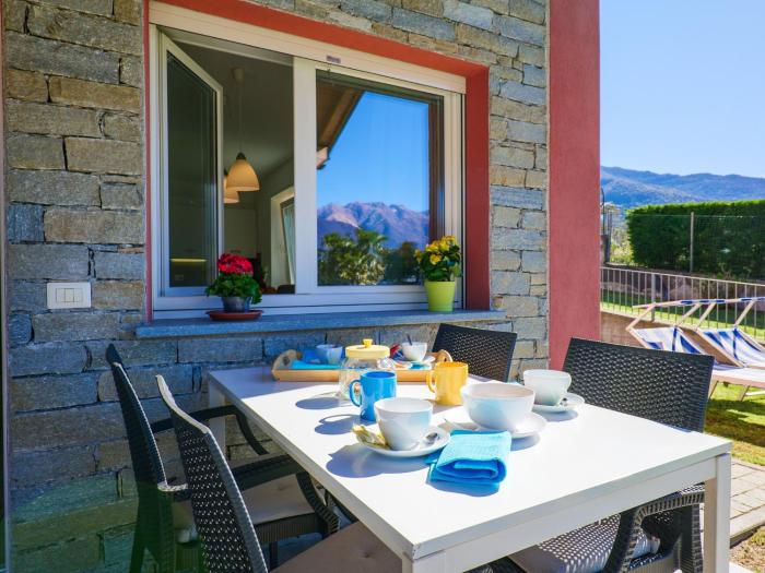 Rose Rossa Larissa Garten Ferienwohnung EG