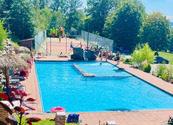 Spa Hotel Podlesí - Walldorf a Pohádková vesnička