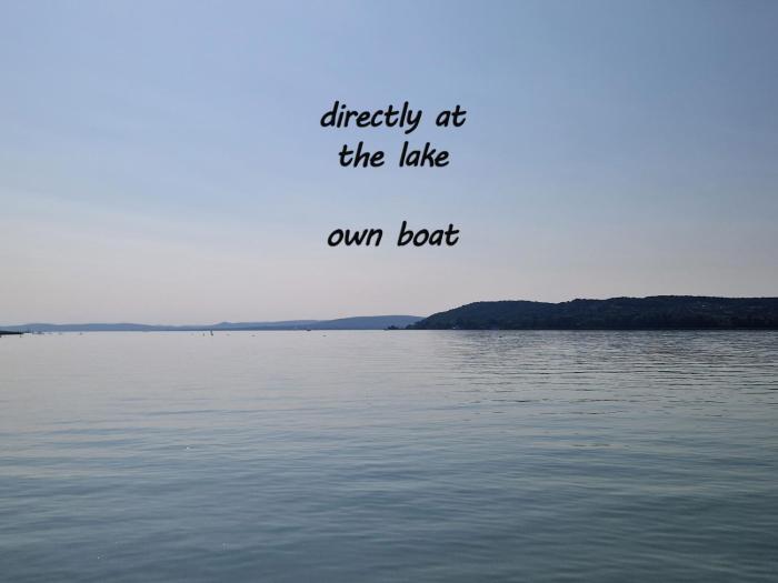 Sunshine Beach House, DIREKT AM SEE, eigenes BOOT, PRIVATE BEACH, Grill, WLAN