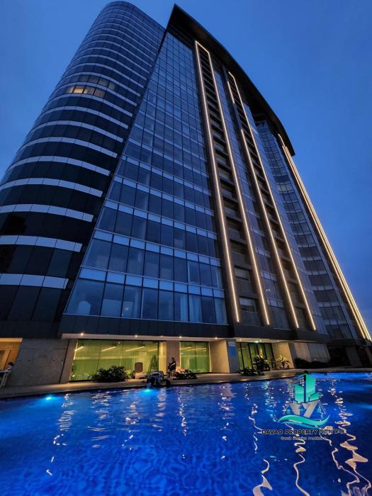 Chic Urban Escape beside Abreeza