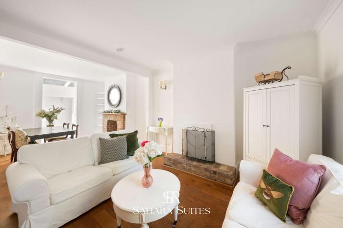 Monthly Stays - Charming 2BR Cottage - Windsor Castle - Free Parking