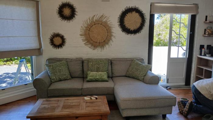 Stylish 2 Bedroom Cottage - Vineyard Views & Stunningly beautiful surroundings