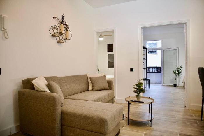 Modern Flat 6 pax Las Canteras