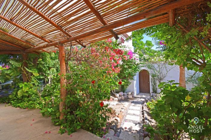 Private pool, Oceanview Rooftop in Historic La Paz