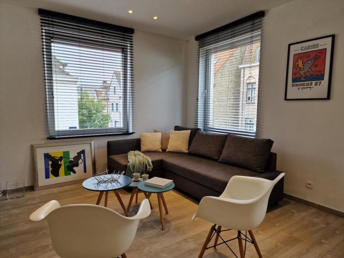 Sunny, quiet, and central apartment