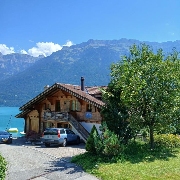 Chalet Diana Lakefront