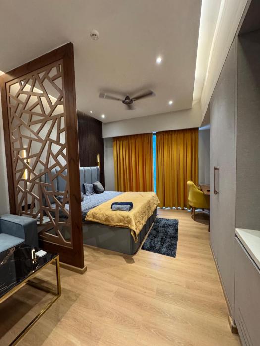 Galaxy blue sapphire plaza