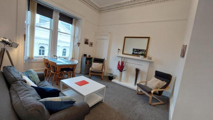 Grindlay Street Residence, 2 Bedroom, 2 Bathroom apartment close to Castle