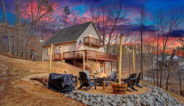 Lakefront 3BR with Dock, Fire Pit, Lawn Games, and Game Room